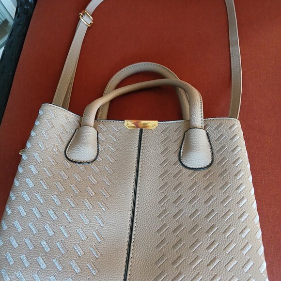 Purse - brand new! (vegan leather) - Picture 3 of 9